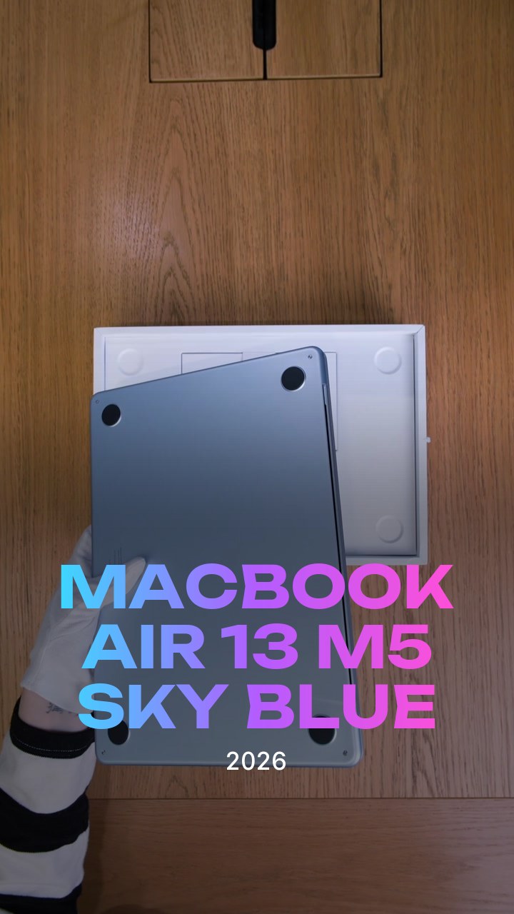 Apple MacBook Air 13 (2026) M5 Sky Blue