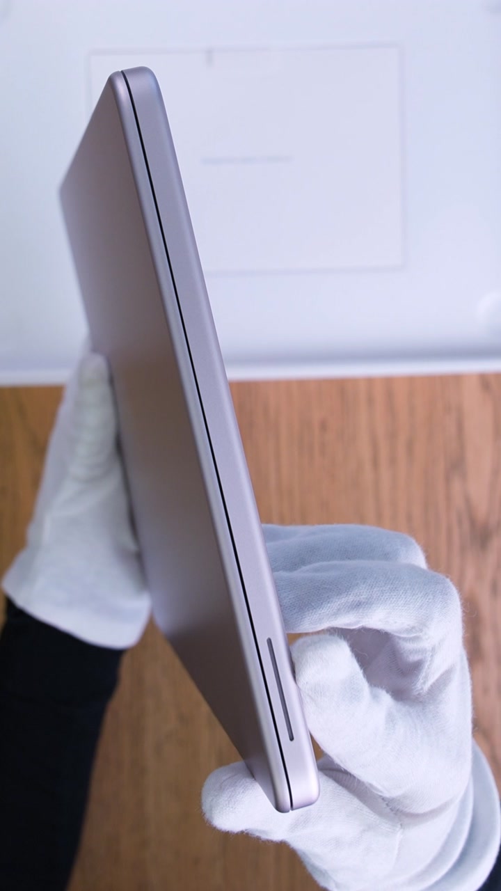 Apple MacBook Neo (2026) A18 Pro (6CPU/5GPU/8GB/512GB) Blush (MHFJ4)
