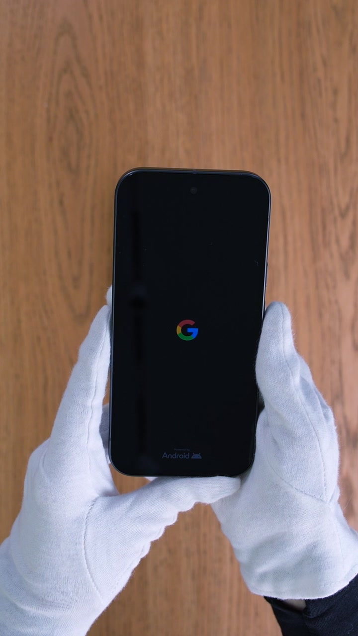 Смартфон Google Pixel 10a (Obsidian)