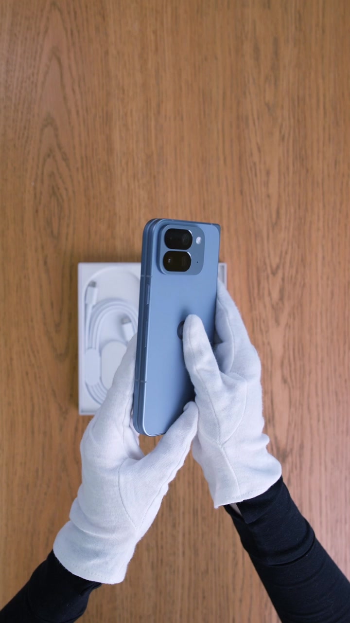 Смартфон Google Pixel 10 Pro Fold (Moonstone) Nano-sim + eSim