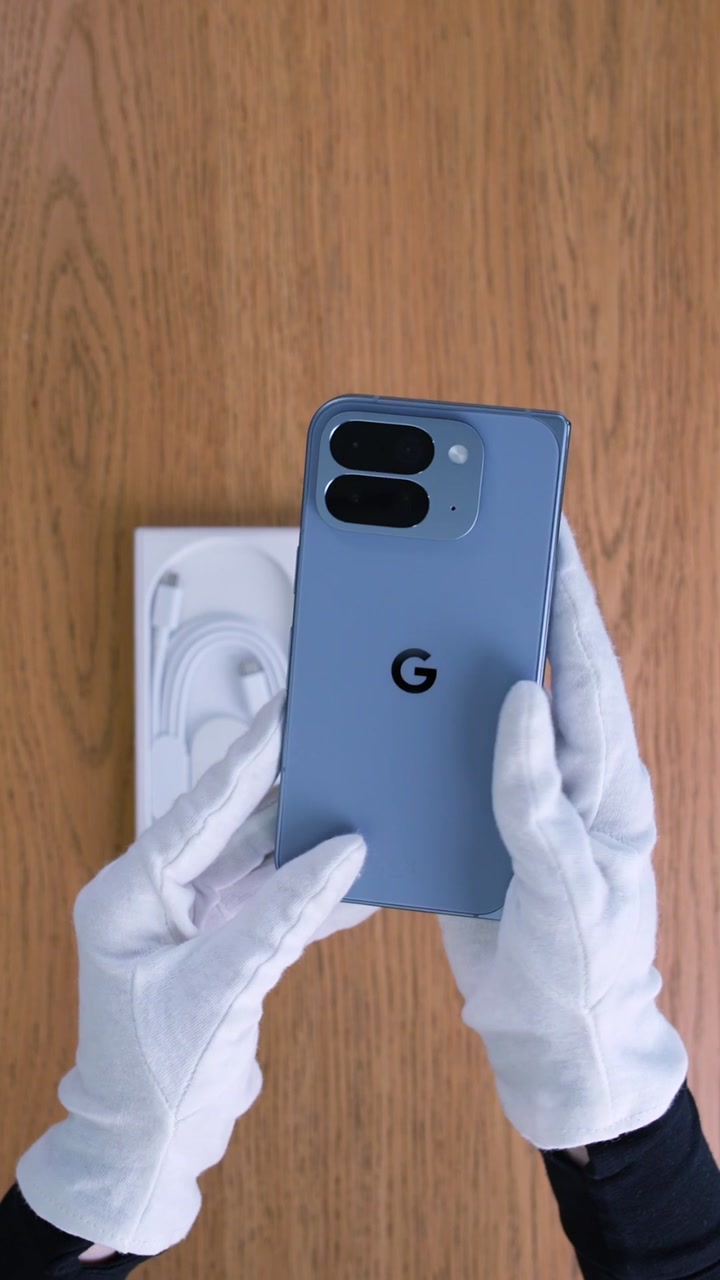 Смартфон Google Pixel 10 Pro Fold (Moonstone) Nano-sim + eSim
