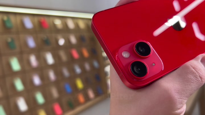 iPhone 14 Red