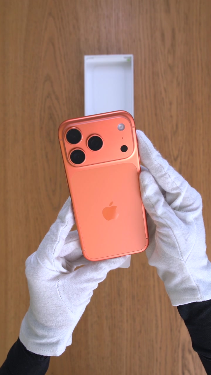 Apple iPhone 17 Pro Cosmic Orange (Оранжевый) Nano-sim + eSim