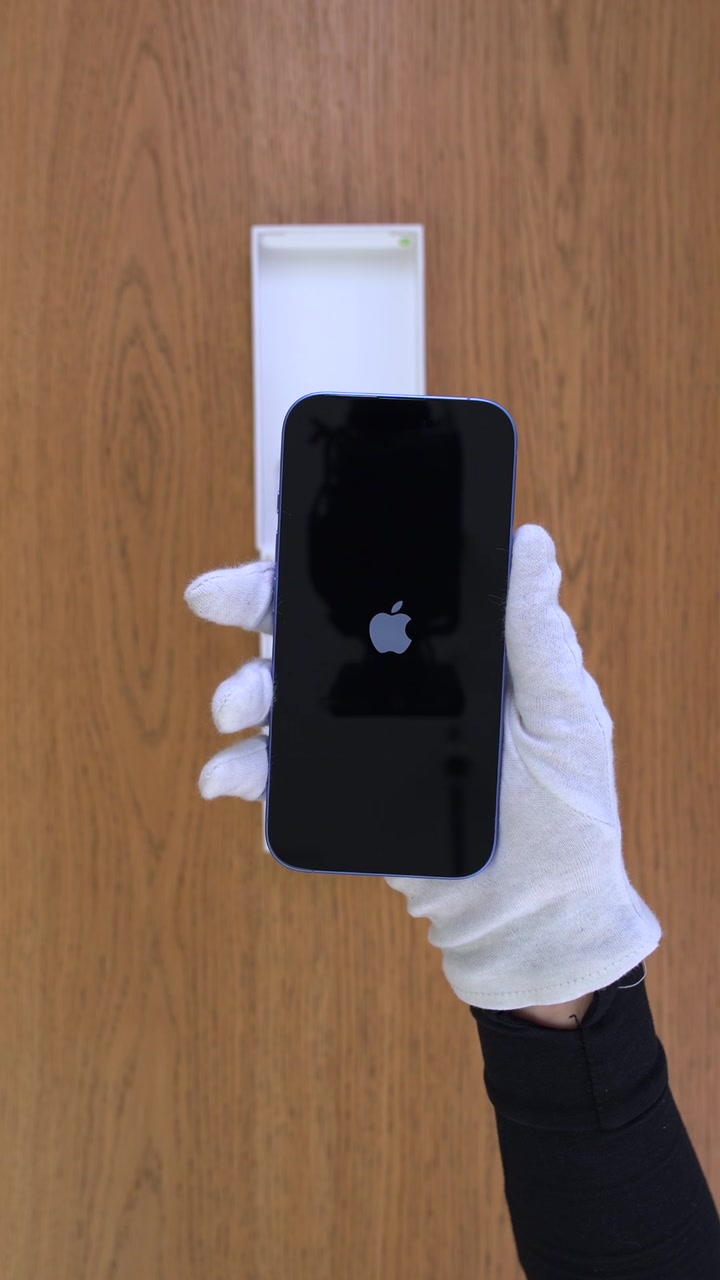 Apple iPhone 16 128Gb Ultramarine (Ультрамарин) Nano-sim + eSim