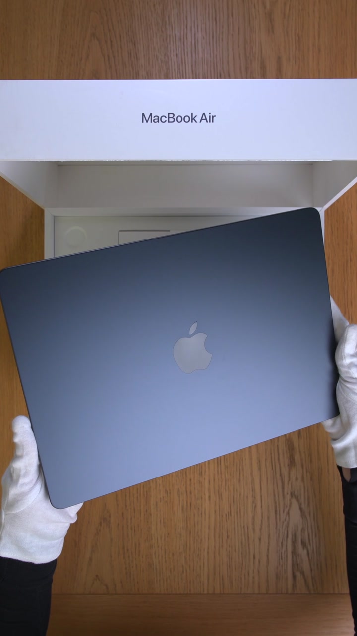 Apple MacBook Air 13 (2025) M4 (10CPU/8GPU/16GB/256GB) Midnight (MW123)