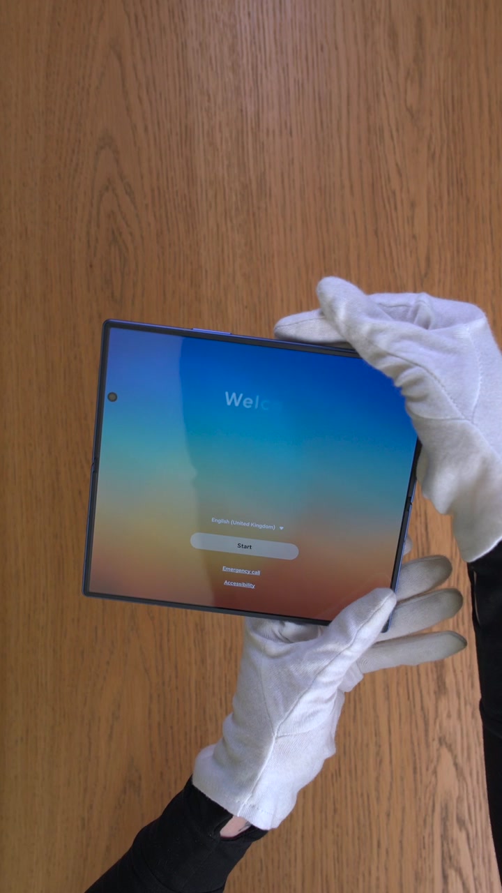 Смартфон Samsung Galaxy Z Fold 7 (Blue Shadow) SM-F966 (Dual Nano-sim + eSim)