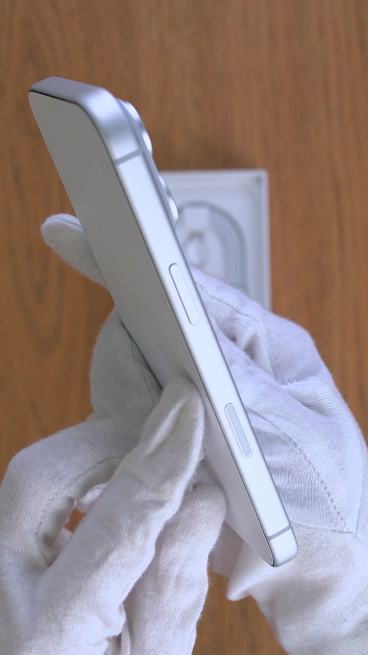 Apple iPhone 17 Pro Silver (Серебристый) Nano-sim + eSim