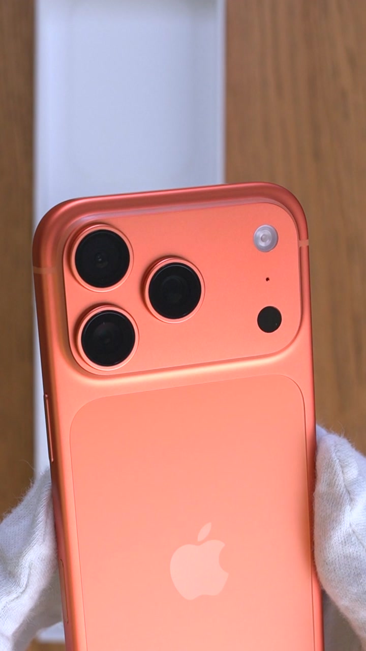 Apple iPhone 17 Pro 512Gb Cosmic Orange (Оранжевый) eSim + eSim