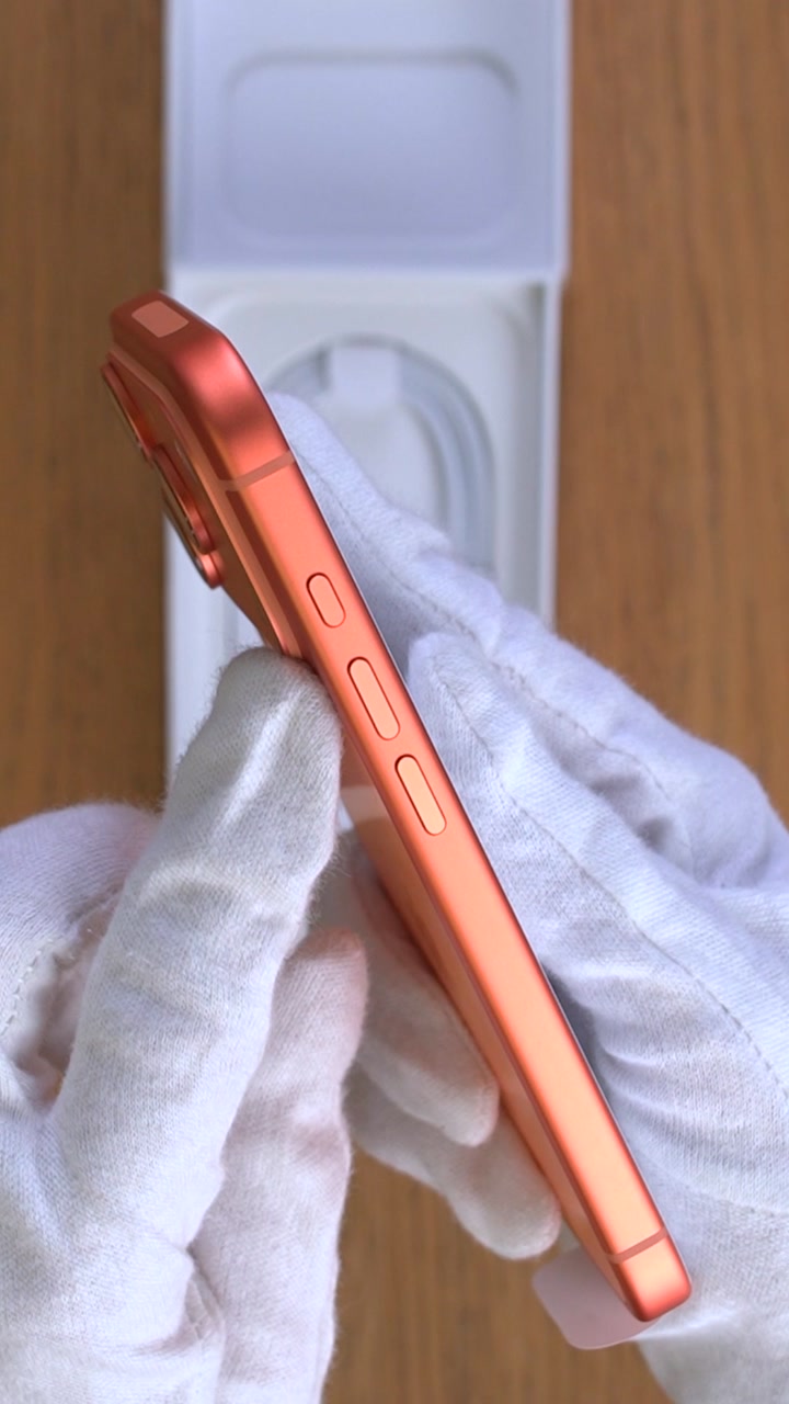 Apple iPhone 17 Pro 512Gb Cosmic Orange (Оранжевый) eSim + eSim