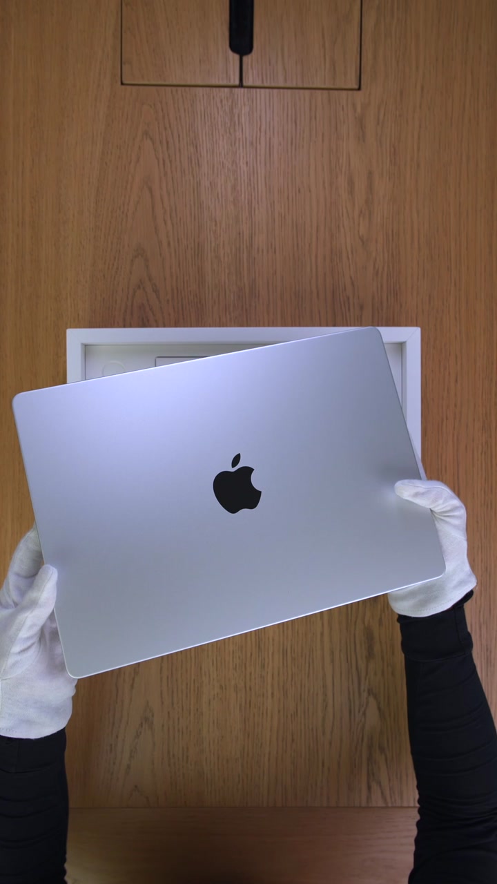 Apple MacBook Pro 14 (2026) M5 Pro Silver
