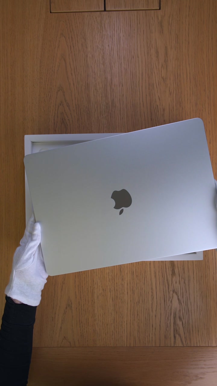 Apple MacBook Air 15 (2026) M5 Silver