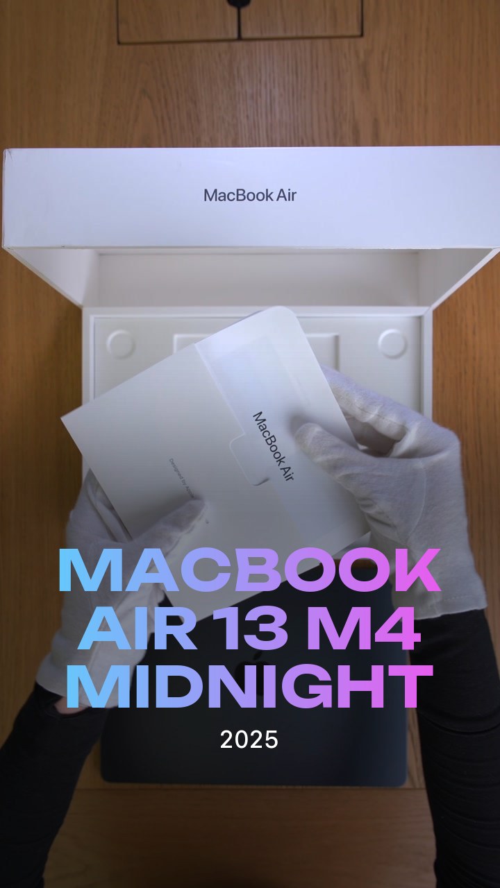 MacBook Air 13 (2025) M4 Midnight