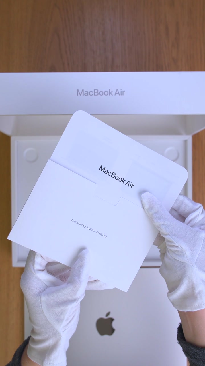 Apple MacBook Air 13 (2026) M5 Starlight