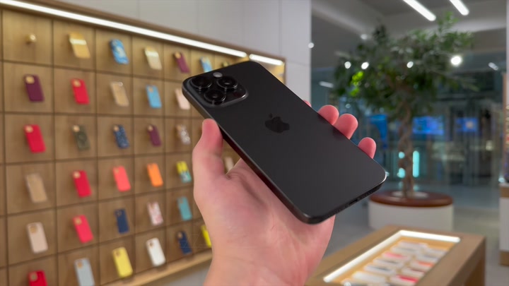 iPhone 15 Pro Max Black Titanium