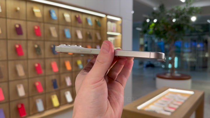 iPhone 15 Pro Max White Titanium
