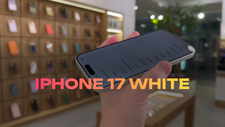 iPhone 17 White