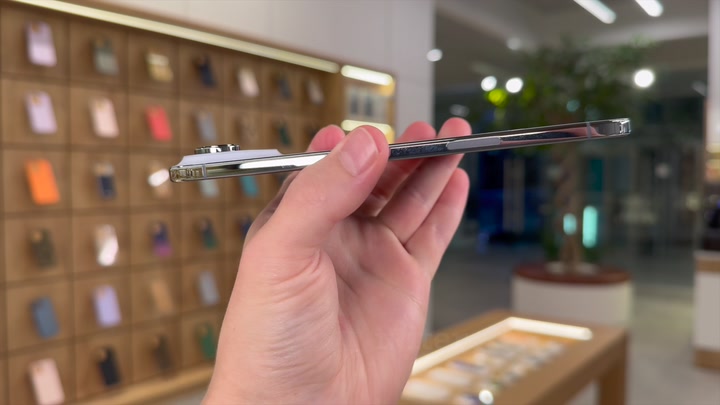 iPhone Air Sky Blue