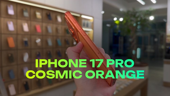 iPhone 17 Pro Cosmic Orange