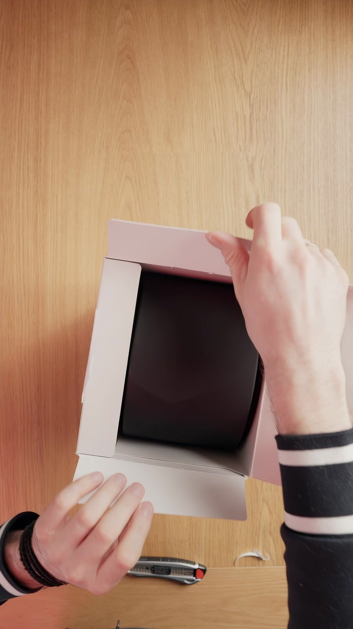 Распаковка стайлера Dyson Airwrap i.d. HS08